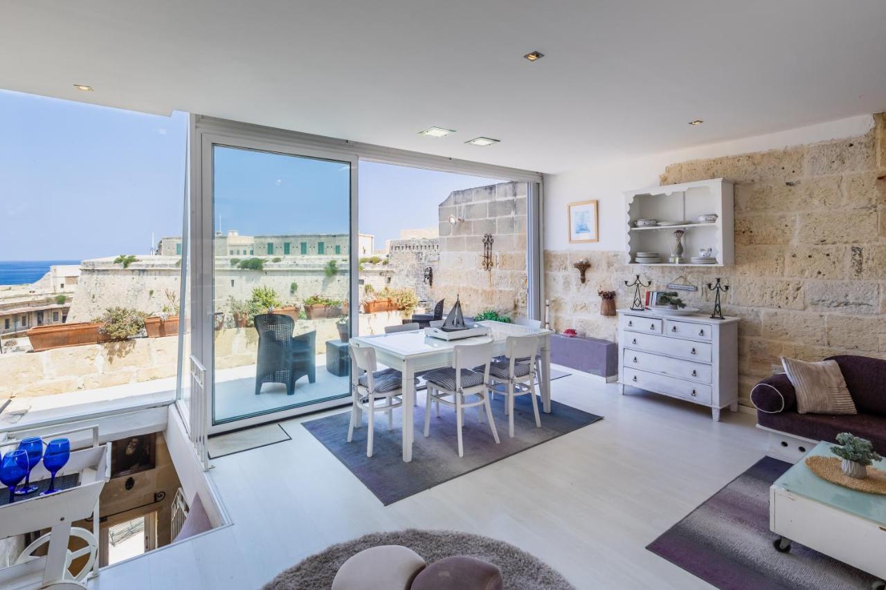 Valletta Bastions Seafront House Exterior photo